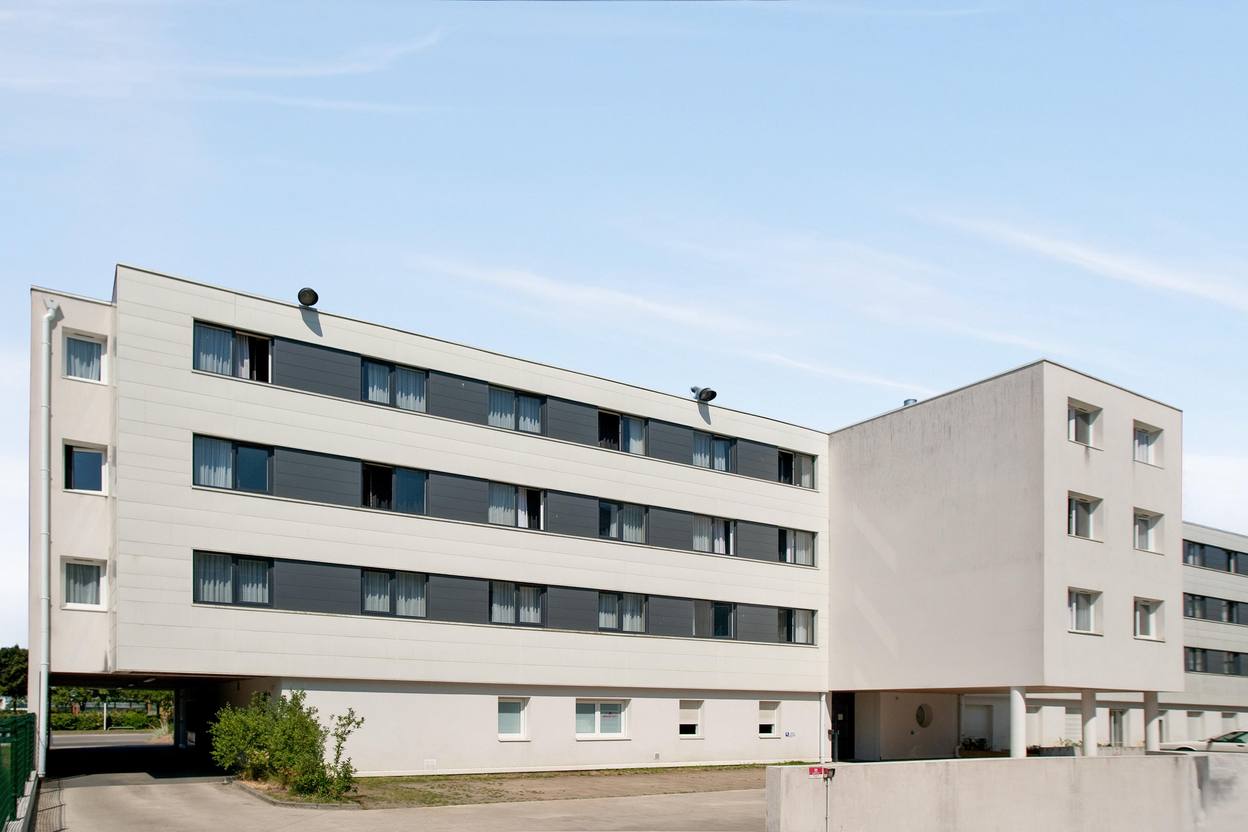 Appart'City Classic La Roche Sur Yon Centre Exterior foto